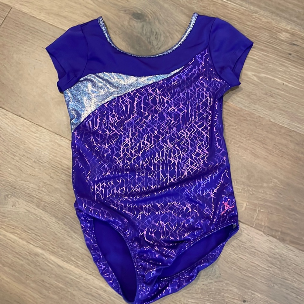 Capezio Dance Gymnastics Leo Lined Back Detail Size Medium